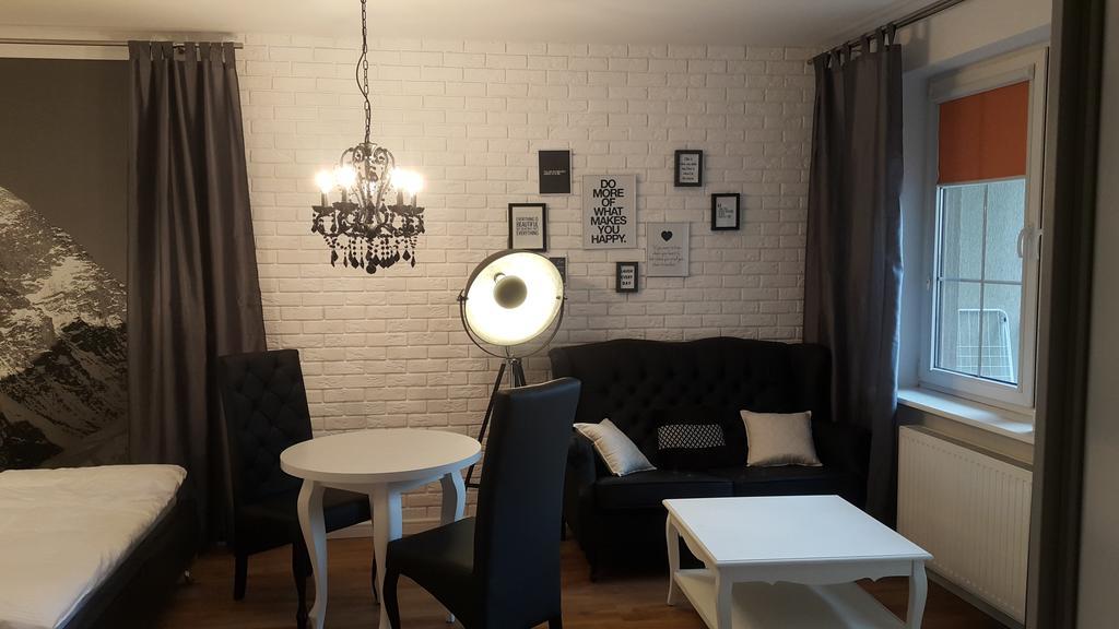 Piekna Apartments White Lomza Ngoại thất bức ảnh
